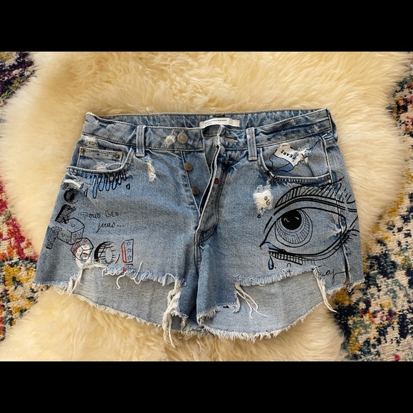 Zara Jean Shorts - Picture 1 of 3